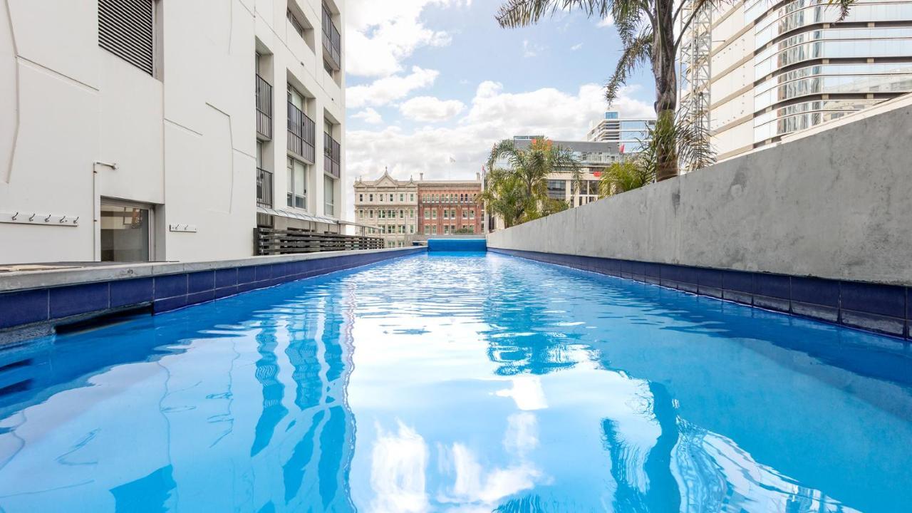 Auckland Harbour Suites Экстерьер фото